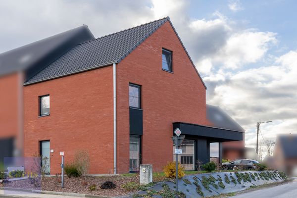 Huis
                                verhuurd
                                in Munkzwalm