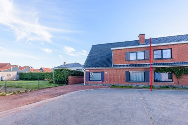 Huis
                                verkocht
                                in Deerlijk