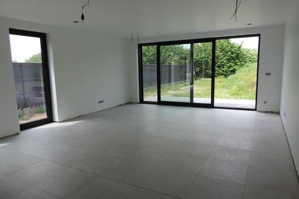 Huis verhuurd / Paal