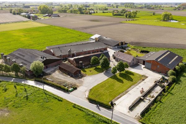 Boerderij
                            verkocht in Ruiselede