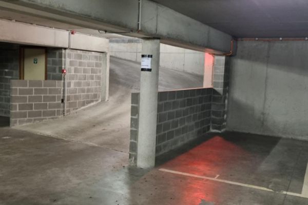 Staanplaats
                            te huur in Waregem