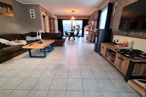 Estate main image