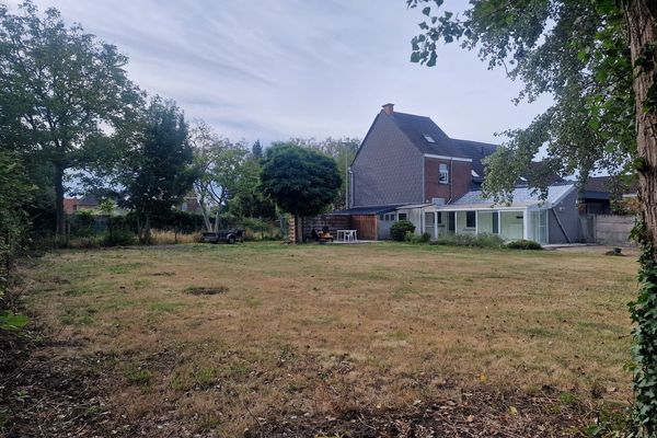 Estate main image