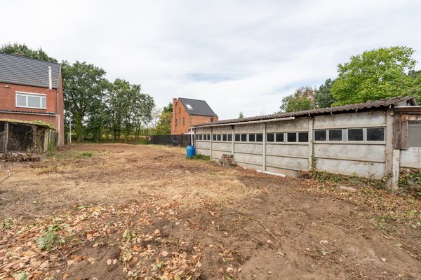 Grond te koop / Paal