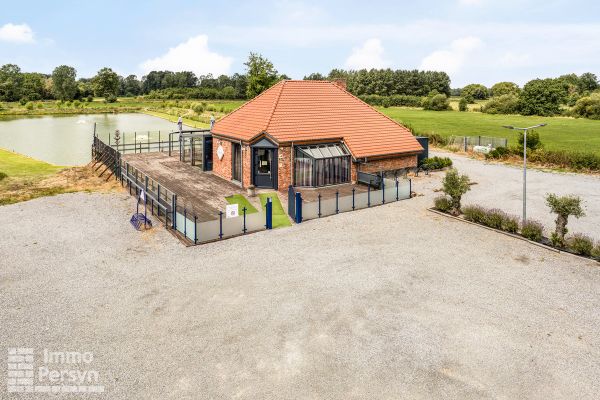 Commercieel te koop / Messelbroek