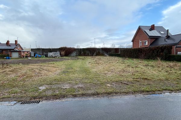 Grond te koop / Genk