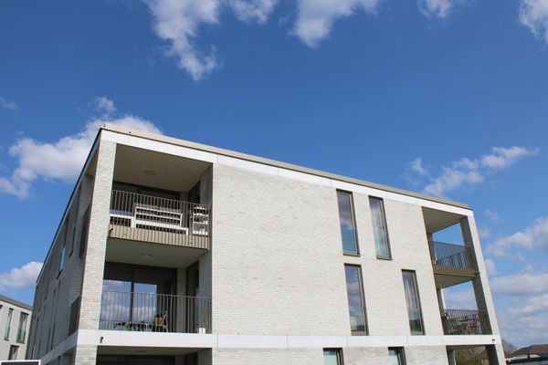 Estate main image