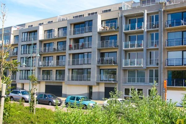 Garage
                            te huur in Bredene
