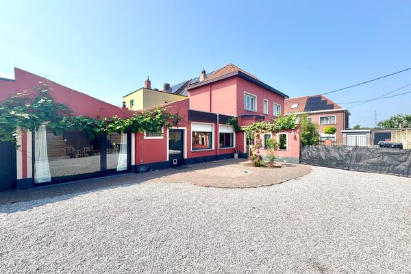 Huis
                            te koop in Harelbeke