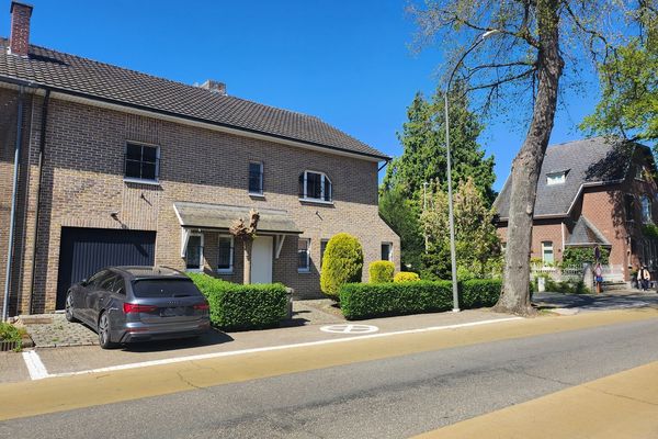 Huis
                                te koop
                                in Maaseik
