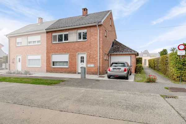 Huis
                                te koop
                                in Zele