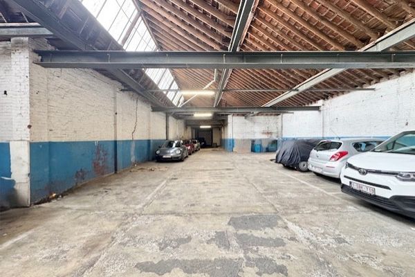 Magazijn
                            te huur in Kortrijk