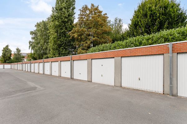 Garage
                                te huur
                                in Roeselare