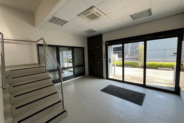 Industrieel te koop / Genk