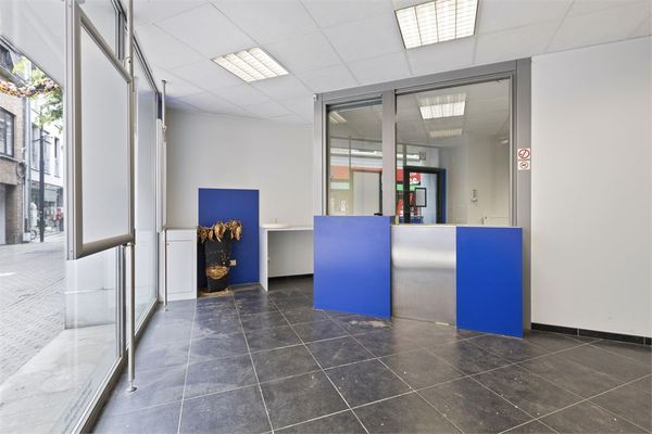 Commercial a louer / Tongres