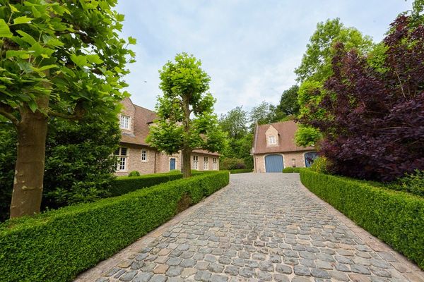 Huis
                                te koop
                                in Amougies