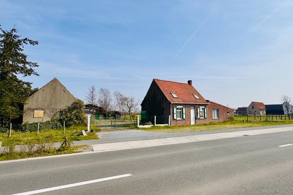 Hoeve te koop in Oostkamp