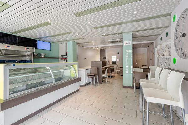 Commercieel te koop / Kortenaken