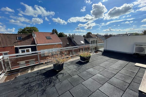 Estate main image