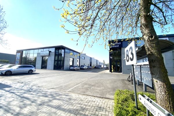 Magazijn
                            te huur in Geel