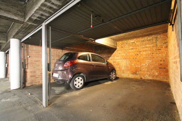 Garage te koop / Sint-Truiden