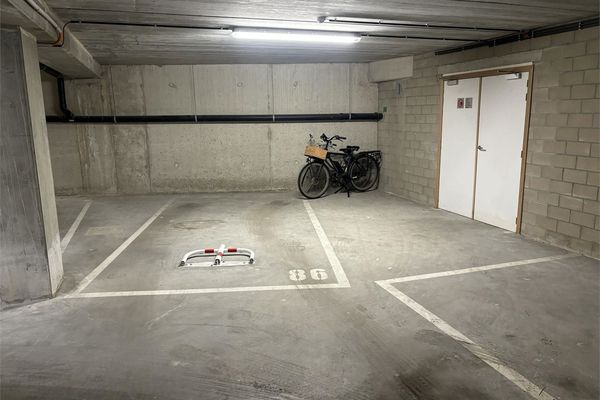 Place de parking
                            a vendre in Ostende