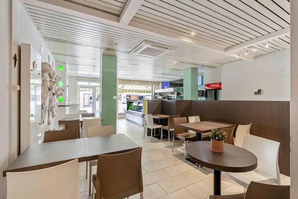 Commercieel te koop / Kortenaken