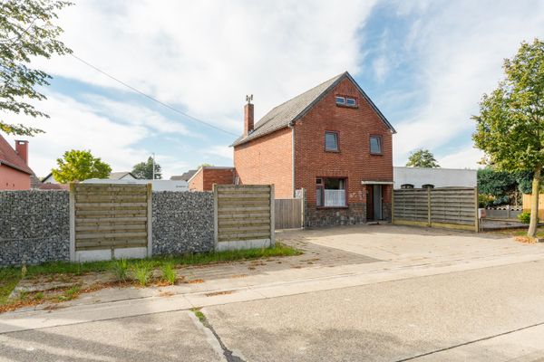 Huis
                                te koop
                                in Hamont