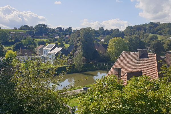 Maison
                            option d'achat in Lobbes