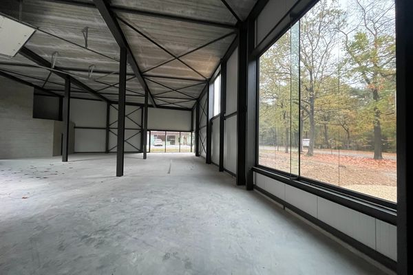 Industrieel te koop / As