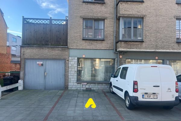 Garage te huur / De Panne