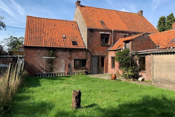 Huis
                                te koop
                                in Ichtegem