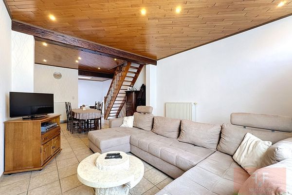 Huis
                                te koop
                                in Sint-Lievens-Houtem