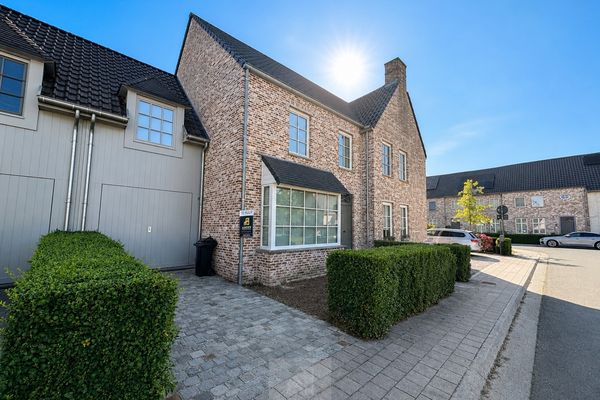 Huis
                                te huur
                                in Harelbeke