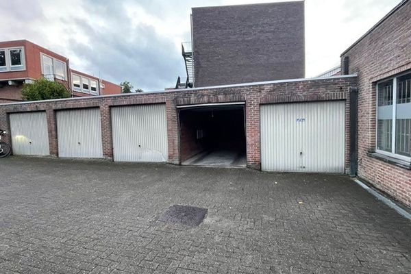 Garage
                                te huur
                                in Tielt