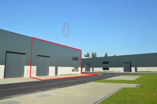 Commercieel
                                te koop
                                in Evergem