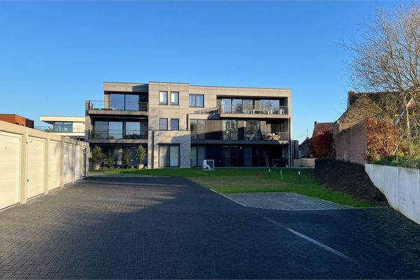 Garage
                                te koop
                                in Zwevezele