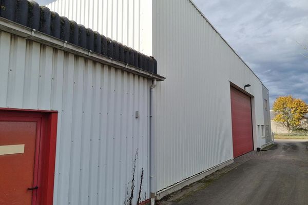 Industrieel te koop / Oudsbergen