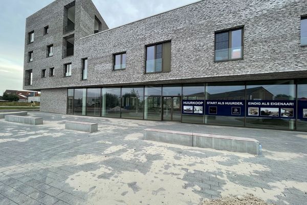 Commercieel te koop / Beringen