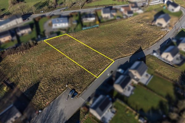 Terrain constructible
                            a vendre in Filot