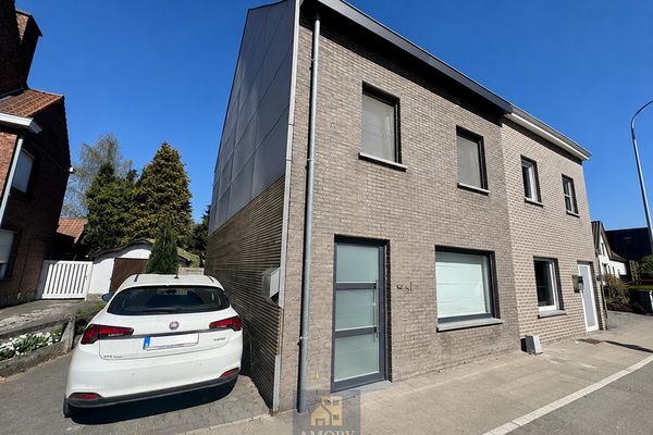 Huis
                                verkocht
                                in Waregem