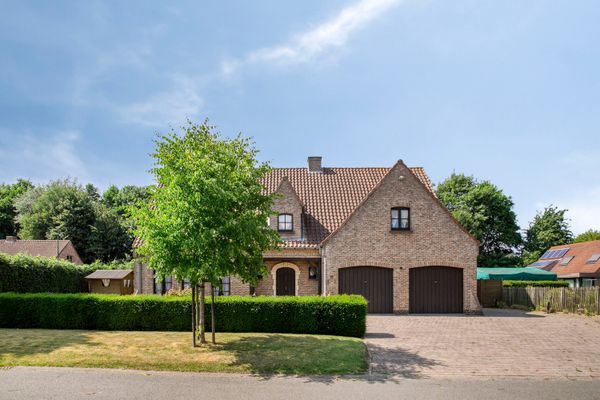 Villa
                            verkocht in Lembeke