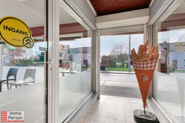 Commercieel te koop / Testelt