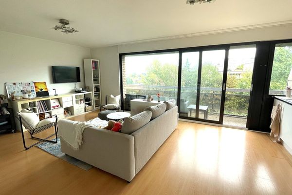 Estate main image