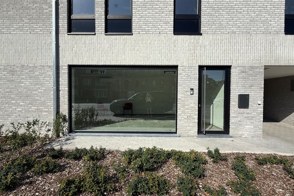 Handelspand te koop in Sint-Andries