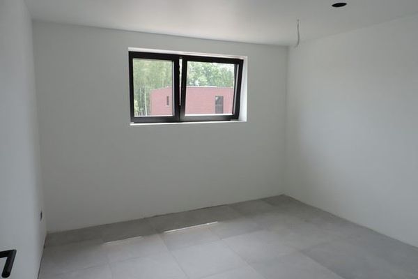 Huis verhuurd / Paal