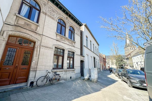 Huis
                            te huur in Zomergem