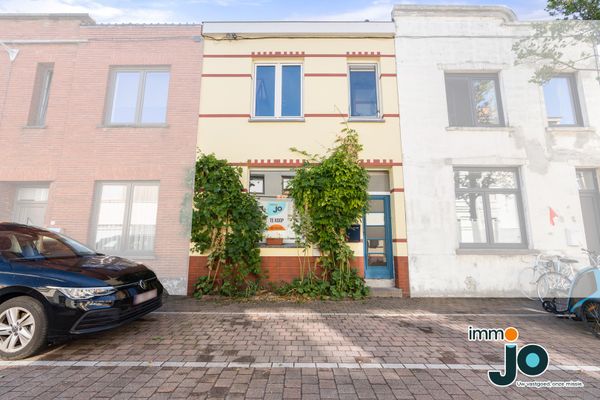 Huis
                                te koop
                                in Oostende