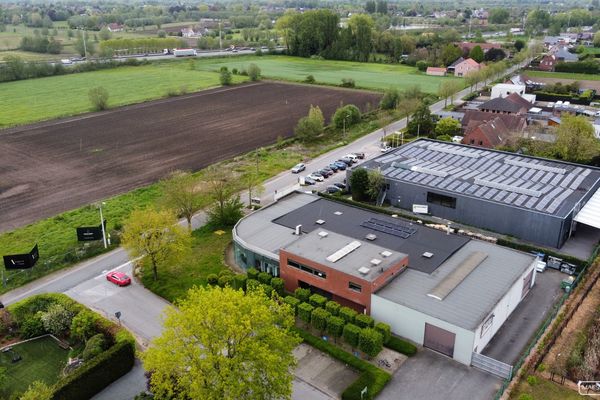 Magazijn
                            verkocht in Eke