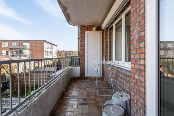 Estate main image